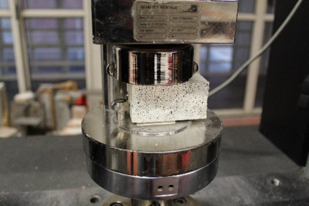 Task 2.2: Mechanical characterization tests on eco-mortars and textiles.